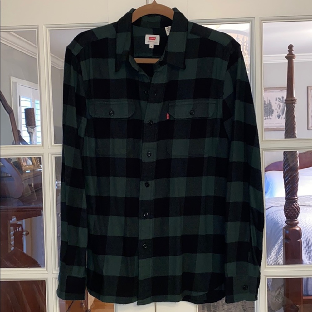 Levi's Black and Dark Green Buffalo Plaid Button-Down Shirt
